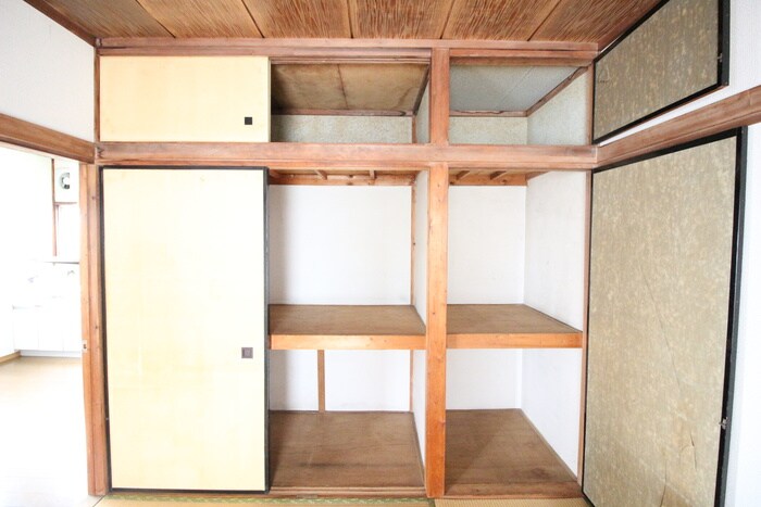 物件内観写真13　(収納)