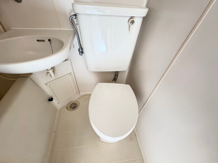 物件内観写真14　(トイレ)