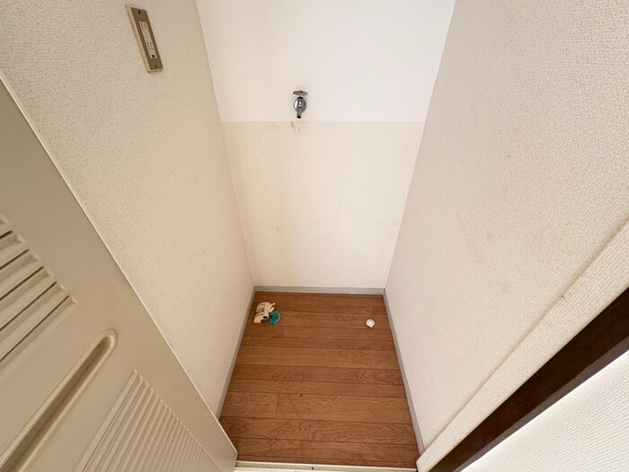 物件内観写真20　(洗濯機置場)