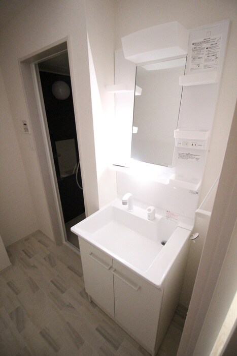 物件内観写真11　(洗面)