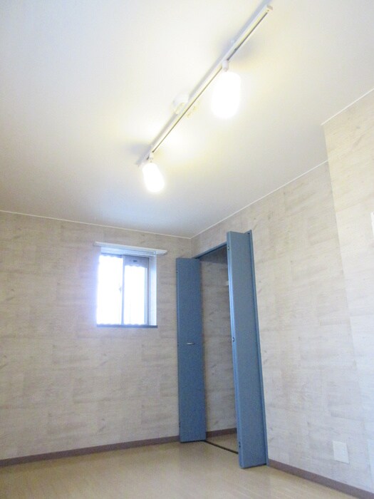 物件内観写真11　(居室)