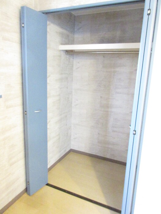 物件内観写真12　(収納)