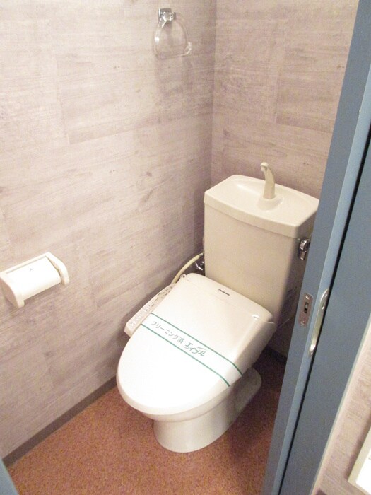 物件内観写真16　(トイレ)