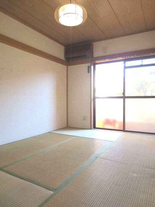 物件内観写真12　(居室)