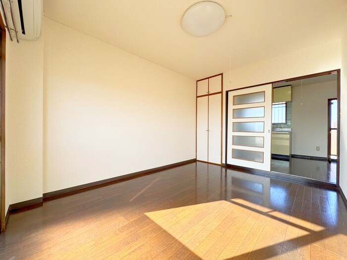 物件内観写真7　(居室)