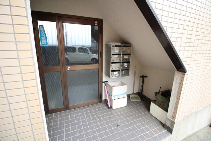 物件外観写真6　(建物設備)