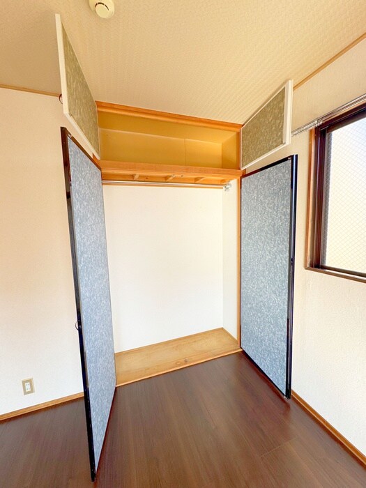 物件内観写真10　(収納)