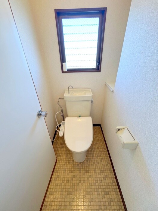 物件内観写真14　(トイレ)