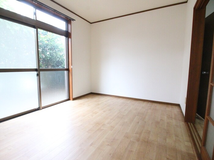 物件内観写真9　(居室)