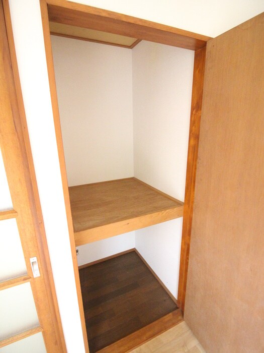 物件内観写真17　(収納)