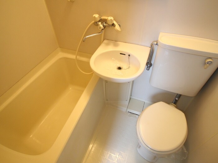 物件内観写真8　(バス／シャワールーム等)