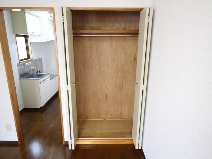 物件内観写真11　(収納)