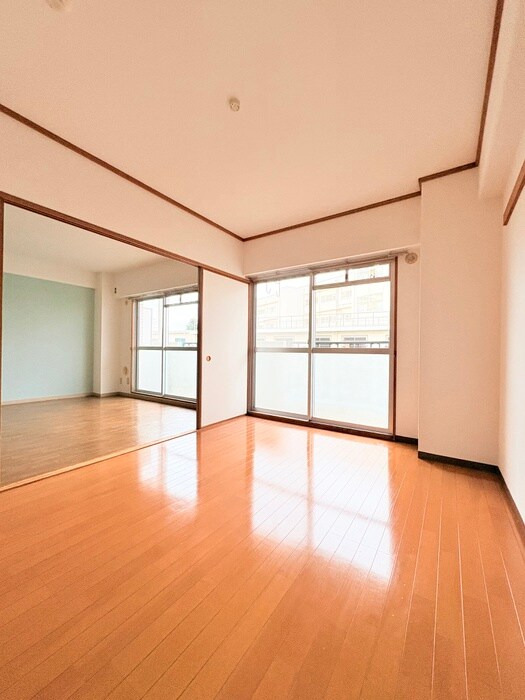 物件内観写真9　(居室)