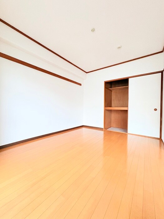 物件内観写真10　(居室)