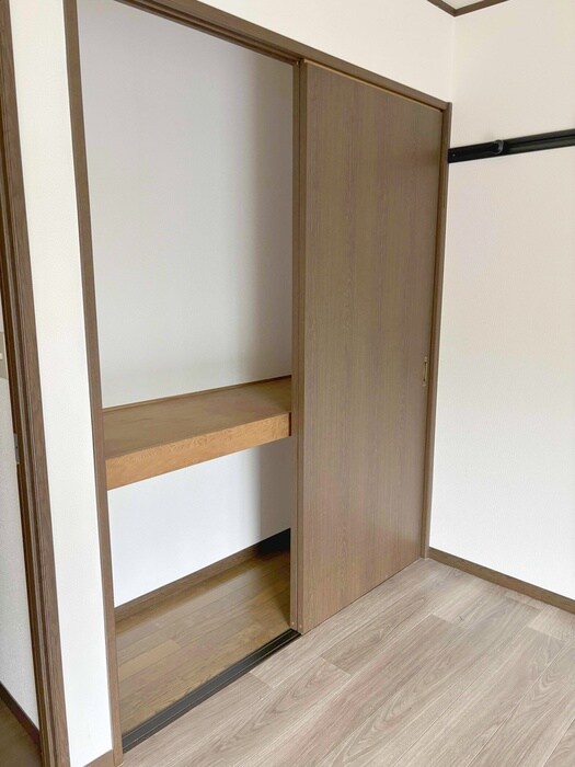 物件内観写真8　(収納)