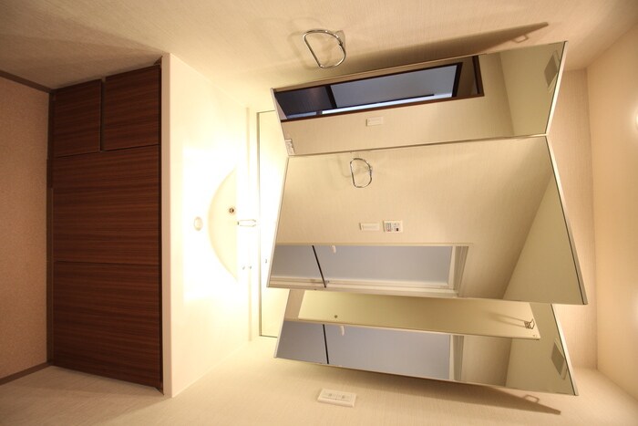 物件内観写真9　(洗面)