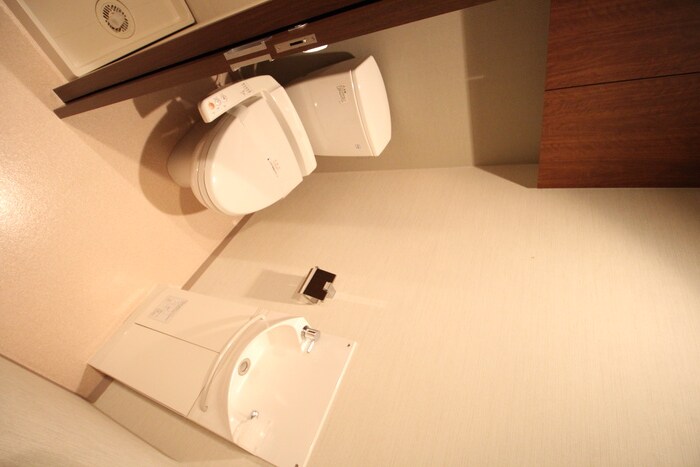 物件内観写真11　(トイレ)