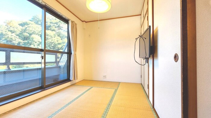 物件内観写真11　(居室)