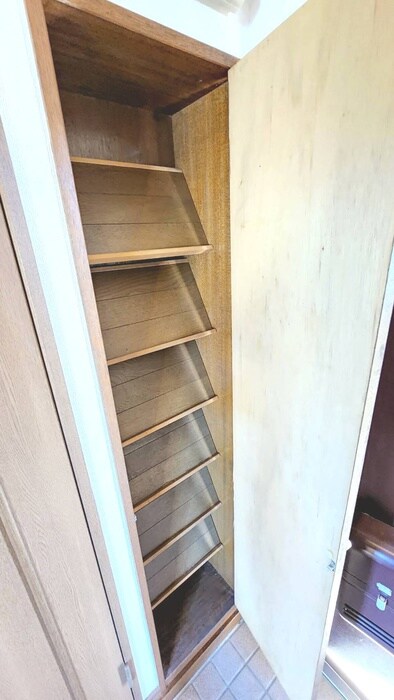 物件内観写真19　(靴箱)