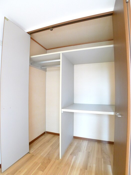 物件内観写真9　(収納)