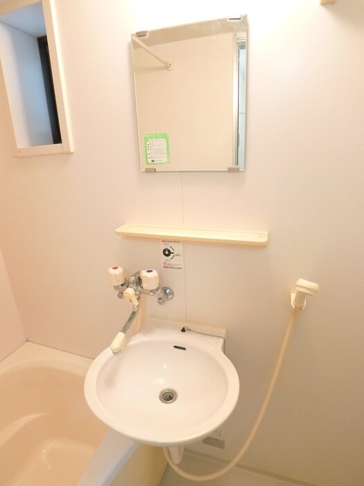 物件内観写真12　(洗面)