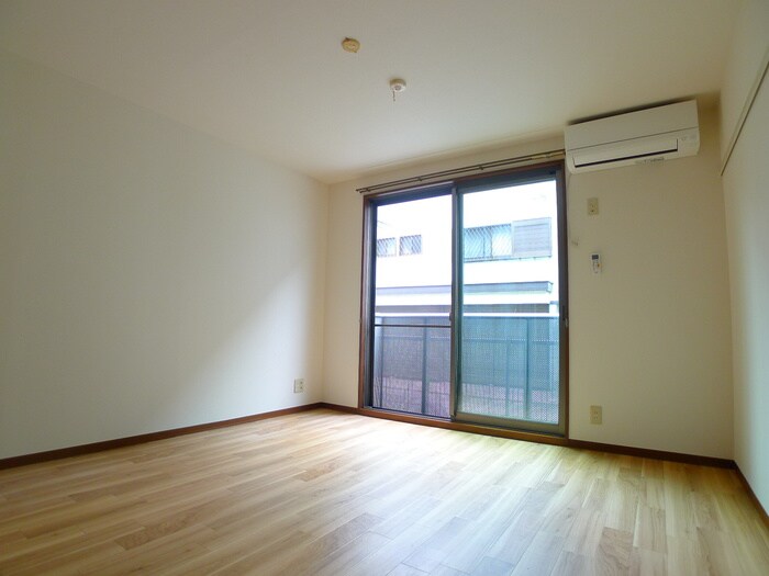 物件内観写真21　(居室)