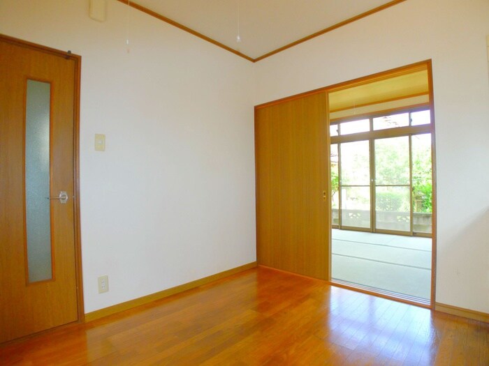 物件内観写真8　(内観写真)