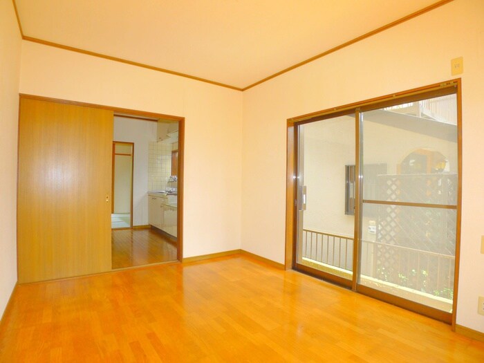 物件内観写真11　(居室)