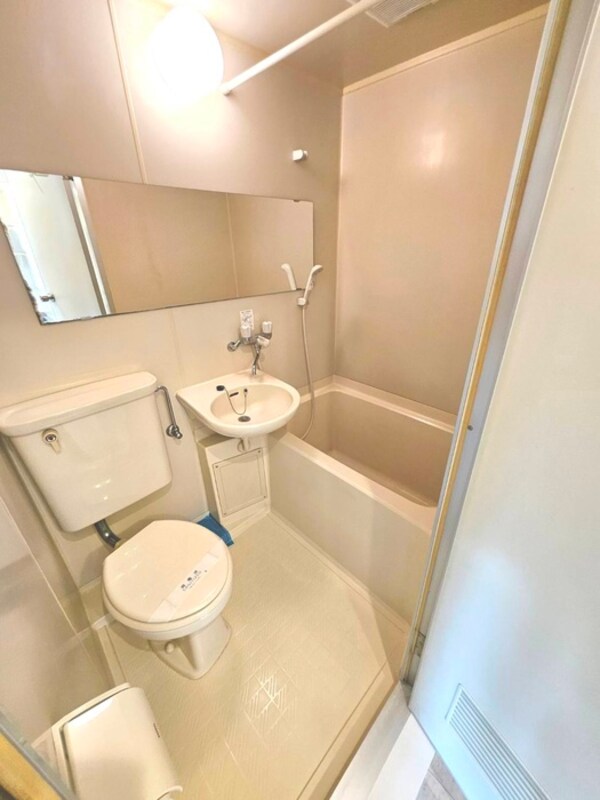 バス／シャワールーム等