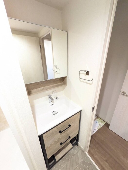 物件内観写真13　(洗面)