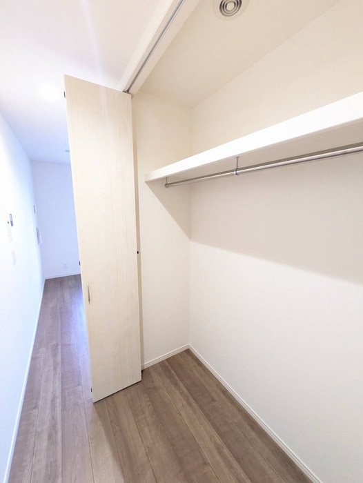 物件内観写真18　(収納)