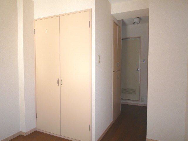 物件内観写真11　(収納)