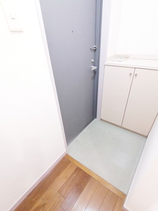 物件内観写真19　(玄関)