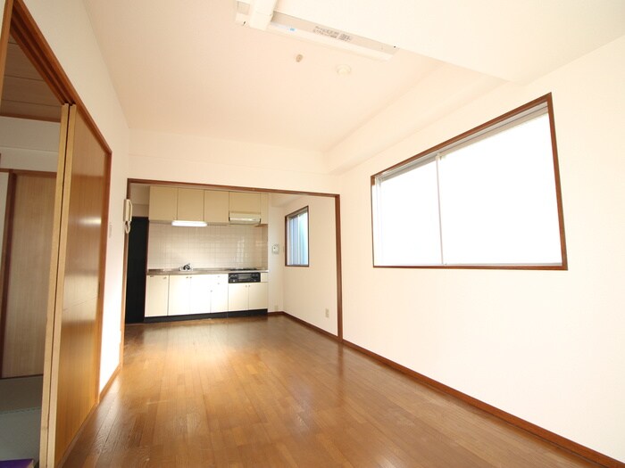 物件内観写真12　(廊下)