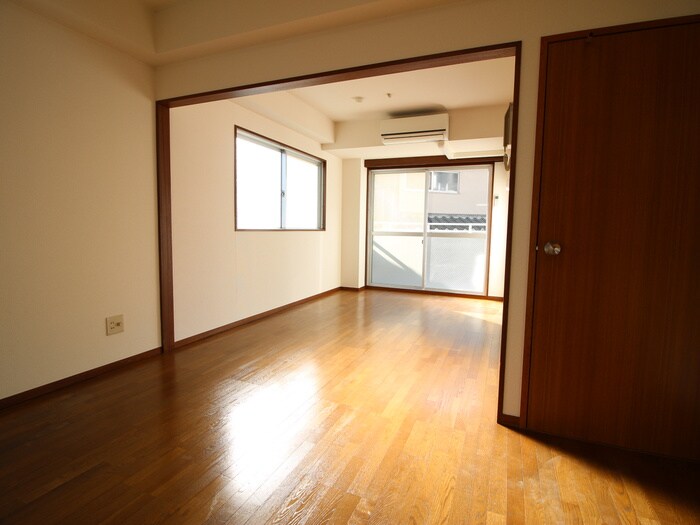 物件内観写真13　(居室)