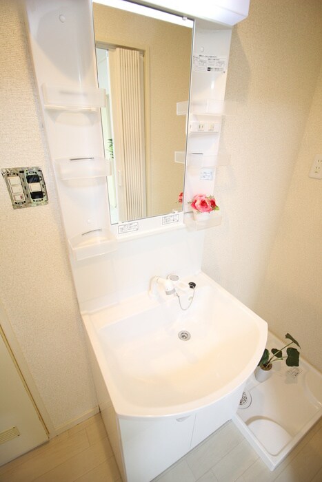 物件内観写真12　(洗面)