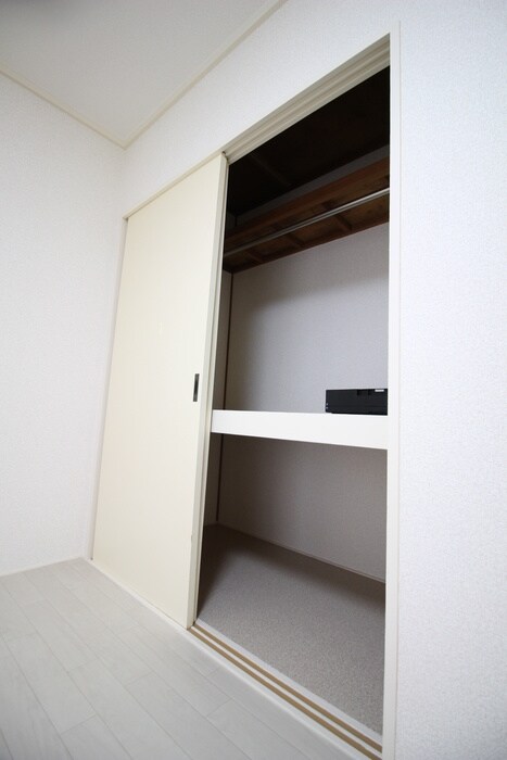 物件内観写真15　(収納)