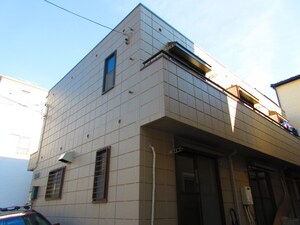 杉山メゾン外観写真