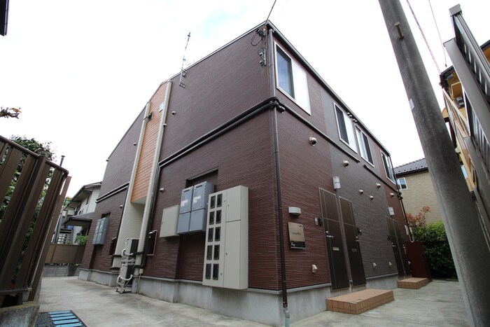 物件外観写真3　(エントランス部分)