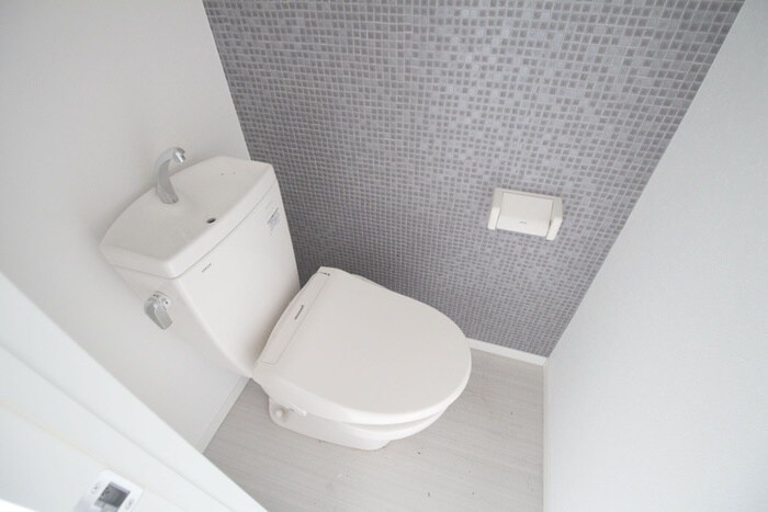 物件内観写真12　(トイレ)