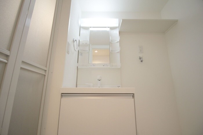 物件内観写真13　(洗面)