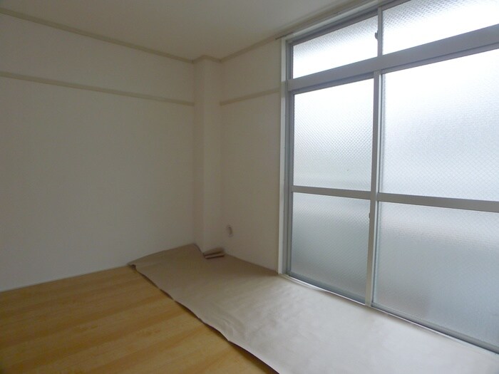 物件内観写真11　(居室)