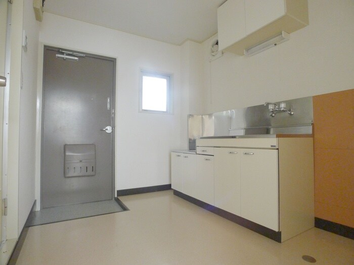 物件内観写真21　(室内からの展望)