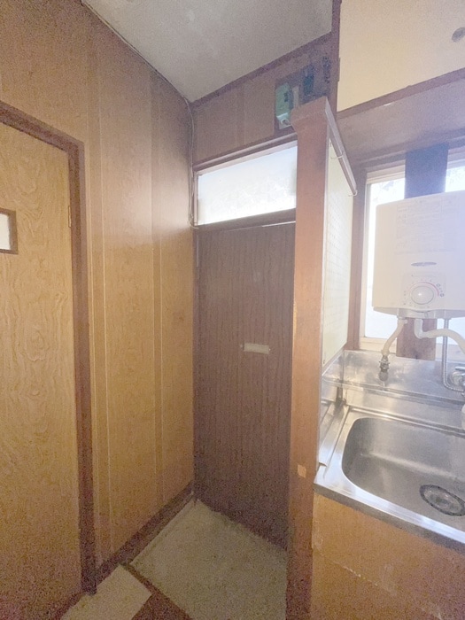 物件内観写真19　(玄関)