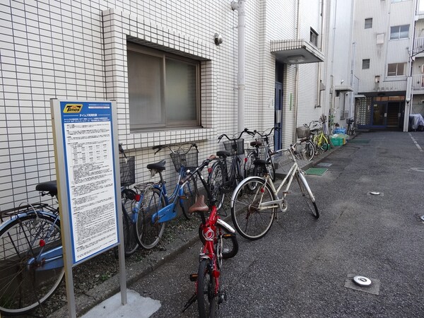 駐輪場