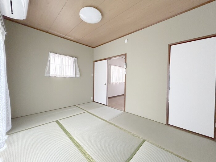 物件内観写真9　(居室)