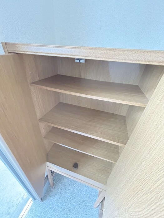 物件内観写真17　(靴箱)