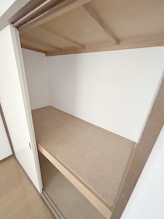 物件内観写真18　(収納)