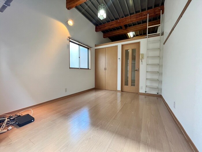 物件内観写真9　(居室)