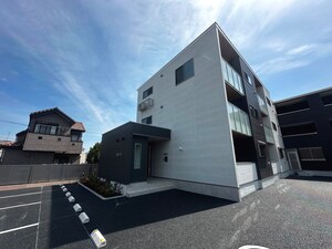 クラシヤ外観写真